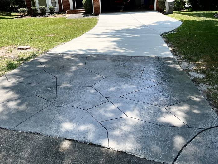 Flagstone driveway border in Charlotte NC
